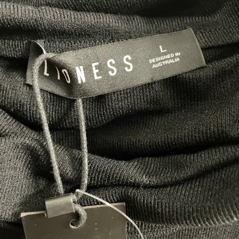 Field Of Dreams Dress in Oatmeal
LIONESS - Picture 4 of 7